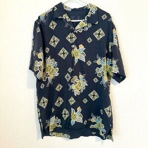 Tommy Bahama Shirt Men’s M 100% Silk Tropical Floral Short Sleeve Button Front